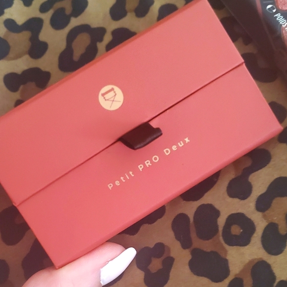 SOLD. Viseart Petite Pro Deux Palette - Picture 2 of 5